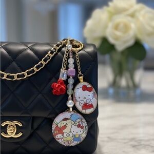 NEW HELLO KITTY BAG PURSE HANDBAG CHARM KEYCHAIN GOLD RED PEARLS RED BOW